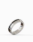 Leo ring