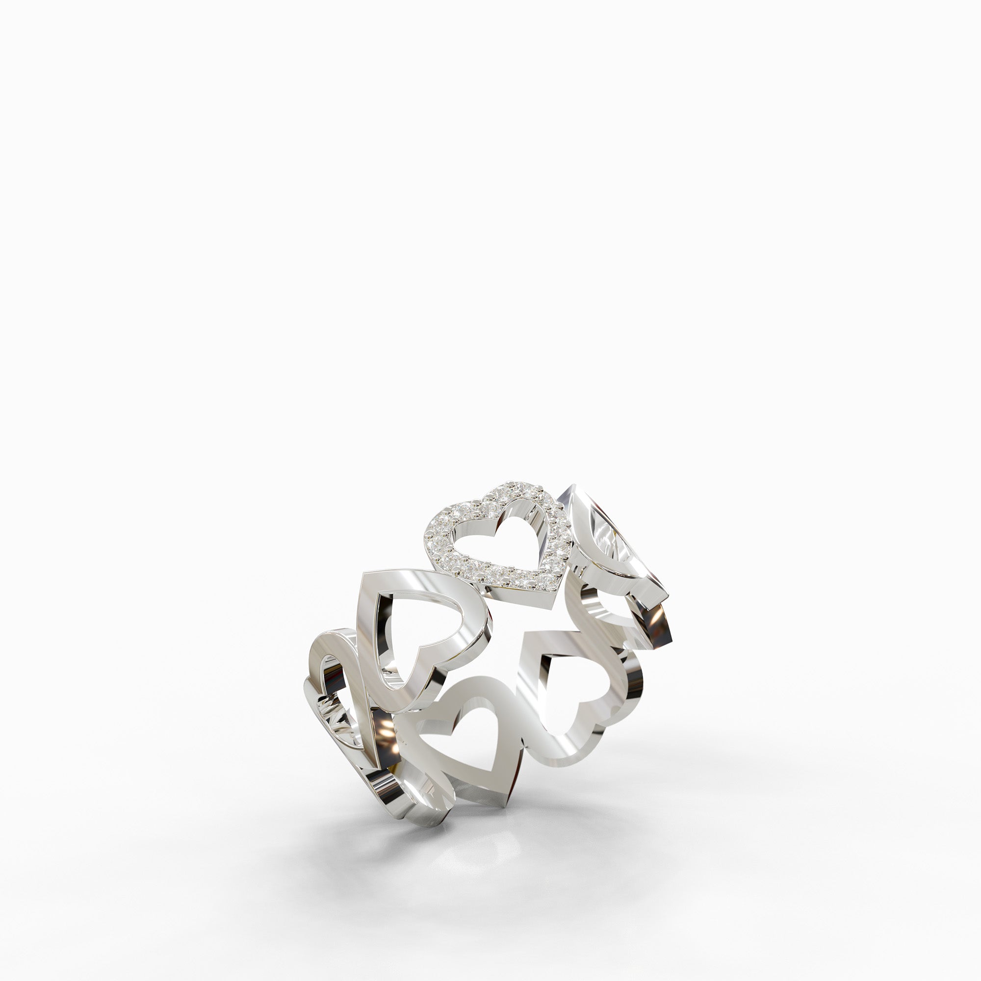 טבעת לבבות Celline מזהב לבן בשיבוץ יהלומים טבעיים