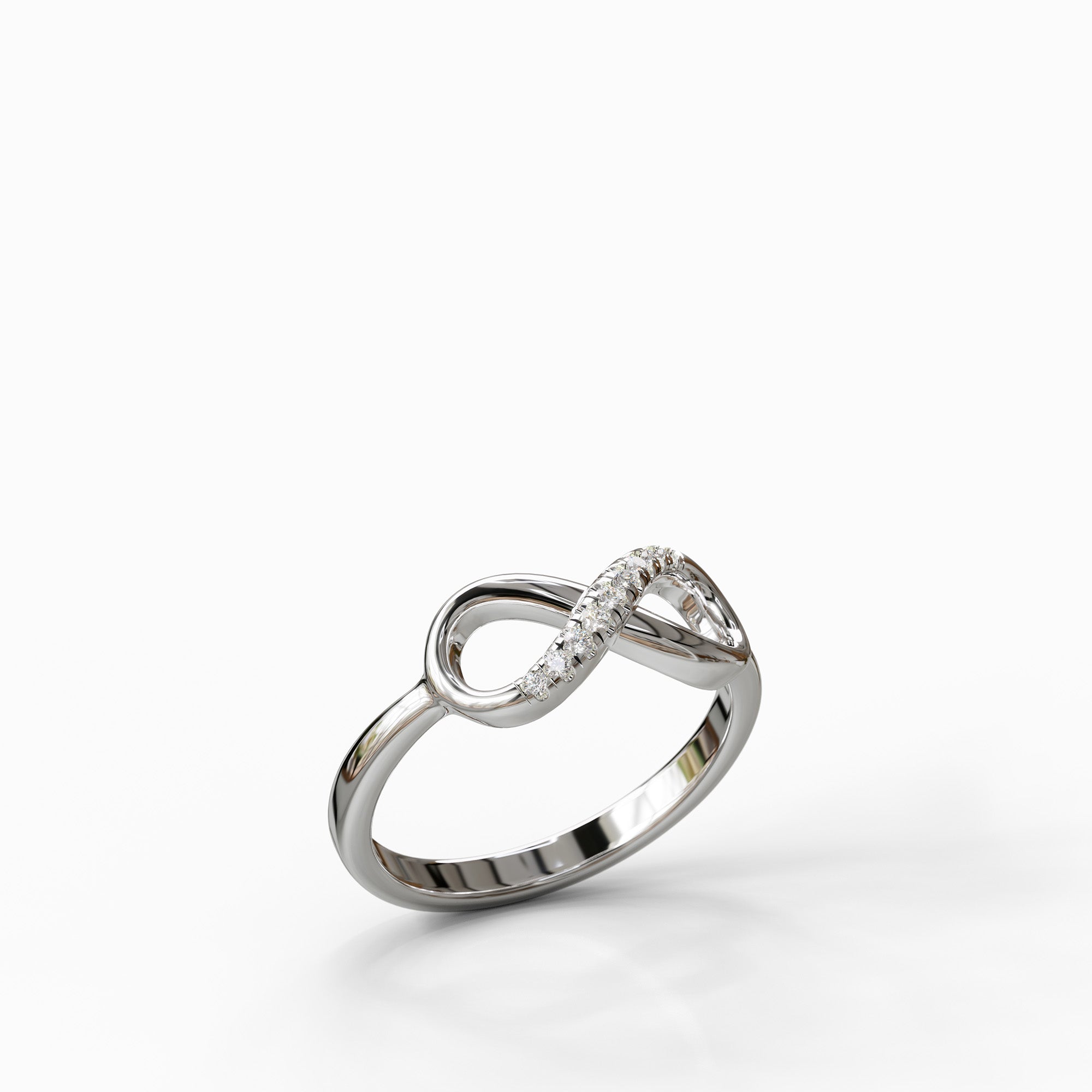 טבעת אינפיניטי מזהב לבן דגם Eden עם יהלומים