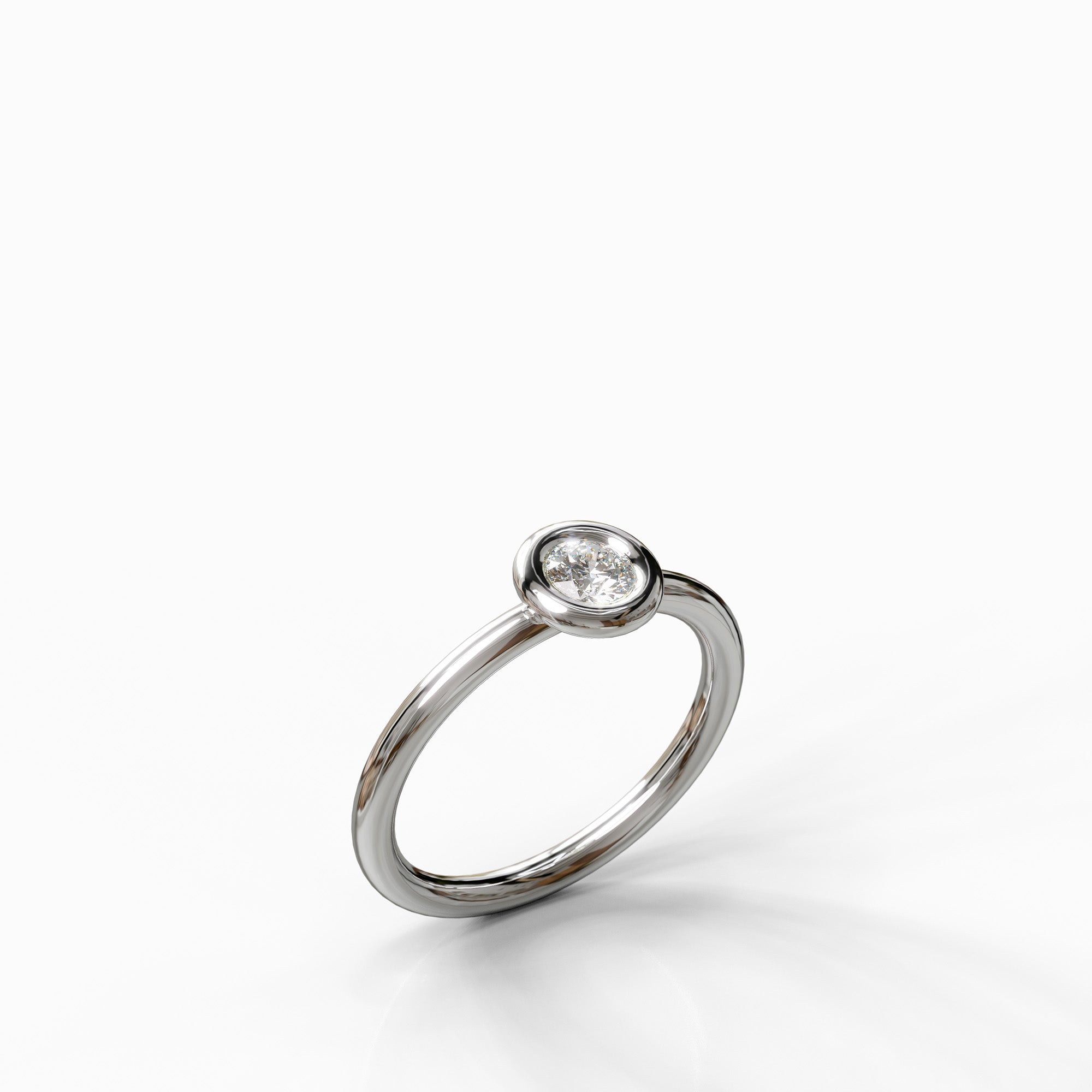 טבעת ליידי זהב לבן 14 קראט בשיבוץ יהלום איכותי בעיצוב סוליטייר