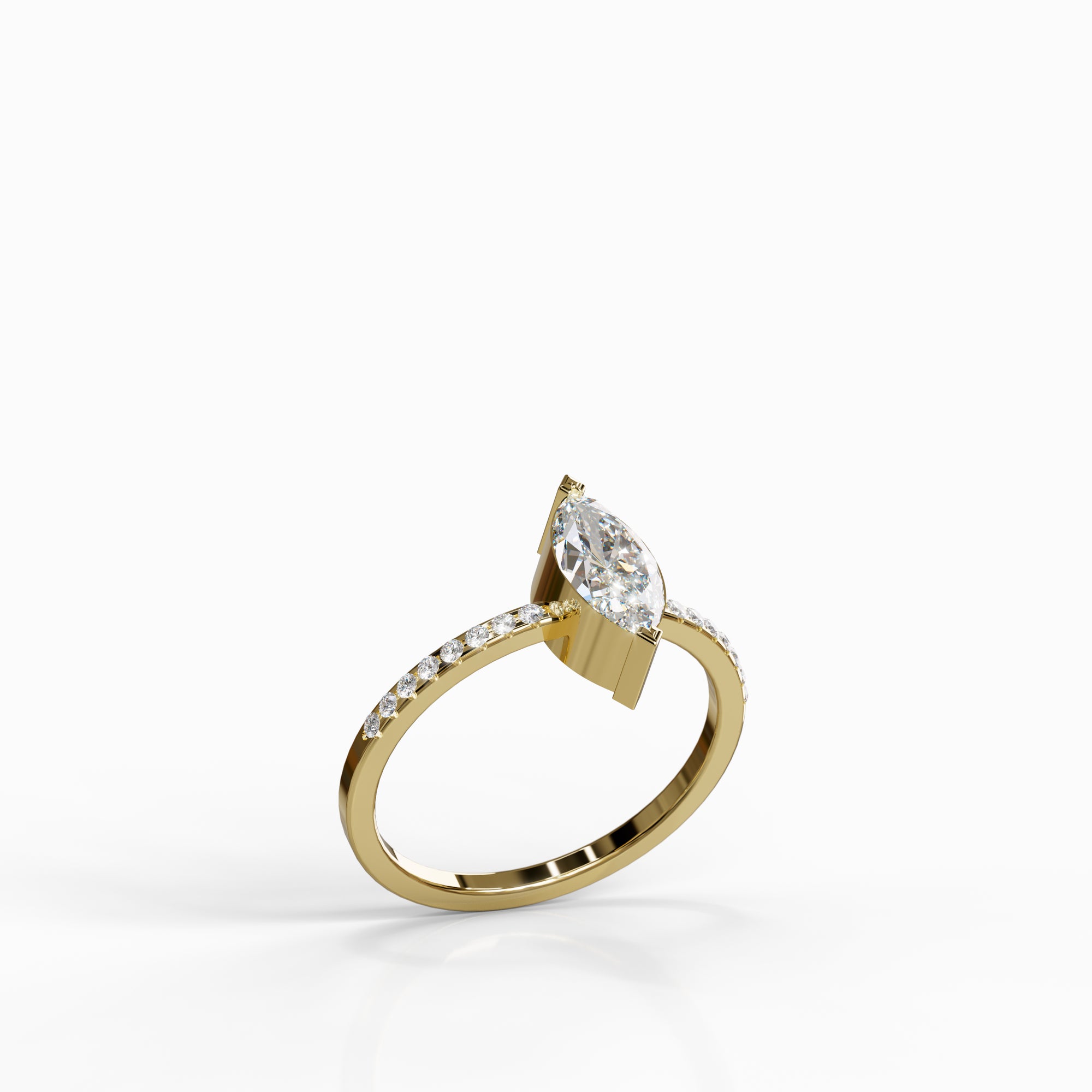 טבעת יהלום מרקיזה דגם Romi מזהב צהוב - עיצוב אלגנטי ומרשים עם נגיעה של זוהר