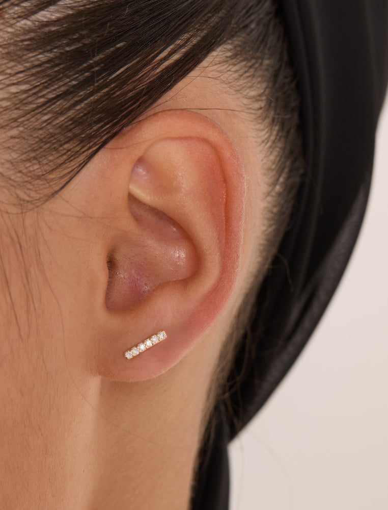 עגילי יהלומים Yully מזהב 14 קראט על האוזן 